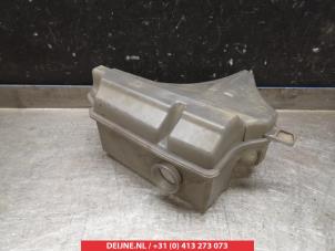 Gebruikte Koelvloeistof Reservoir Mazda CX-5 I (KE,GH) 2.2 SkyActiv-D 150 16V 2WD Prijs € 35,00 Margeregeling aangeboden door V.Deijne Jap.Auto-onderdelen BV