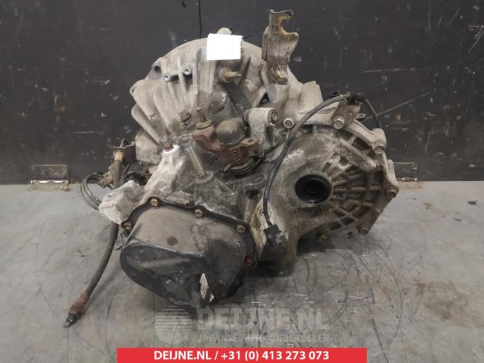 Växellåda från en Mazda 6 Sportbreak (GY19/89) 1.8i 16V 2002