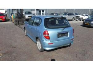 Gebruikte Achterbumper Daihatsu Sirion/Storia (M1) 1.3 16V DVVT Prijs € 70,00 Margeregeling aangeboden door V.Deijne Jap.Auto-onderdelen BV