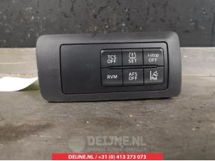 Gebruikte Schakelaar ESP Mazda CX-5 I (KE,GH) 2.0 SkyActiv-G 16V 4WD Prijs € 35,00 Margeregeling aangeboden door V.Deijne Jap.Auto-onderdelen BV