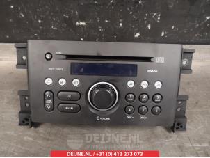 Gebruikte Radio Suzuki Grand Vitara II (JT) 2.0 16V Prijs € 50,00 Margeregeling aangeboden door V.Deijne Jap.Auto-onderdelen BV