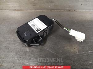 Używane Silnik reflektora Nissan Qashqai (J11) 1.3 DIG-T 140 16V Cena na żądanie oferowane przez V.Deijne Jap.Auto-onderdelen BV