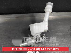 Begagnade Huvudcylinder Suzuki SX4 S-Cross (JY) 1.6 16V DDiS Pris € 40,00 Marginaltabell erbjuds av V.Deijne Jap.Auto-onderdelen BV