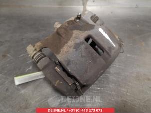 Begagnade Främre bromsok, vänster Suzuki SX4 S-Cross (JY) 1.4 Booster Jet Turbo 16V AllGrip Pris € 50,00 Marginaltabell erbjuds av V.Deijne Jap.Auto-onderdelen BV