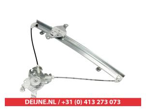 Nowe Mechanizm szyby prawej przedniej wersja 4-drzwiowa Mitsubishi Outlander Cena € 50,00 Z VAT oferowane przez V.Deijne Jap.Auto-onderdelen BV