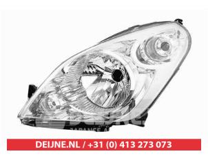 Nya Strålkastare, vänster Suzuki Splash Pris € 123,34 Inklusive moms erbjuds av V.Deijne Jap.Auto-onderdelen BV