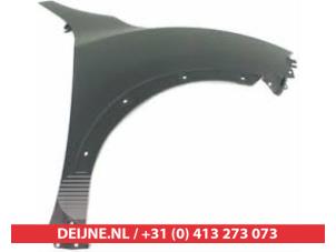 Nowe Blotnik prawy przód Nissan Juke Cena € 131,29 Z VAT oferowane przez V.Deijne Jap.Auto-onderdelen BV