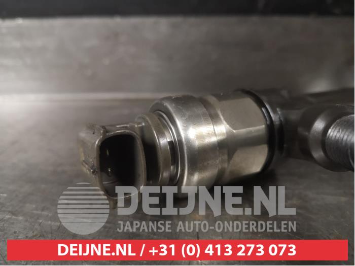 Insprutare (diesel) från en Toyota Avensis (T25/B1B) 2.0 16V D-4D-F 2007
