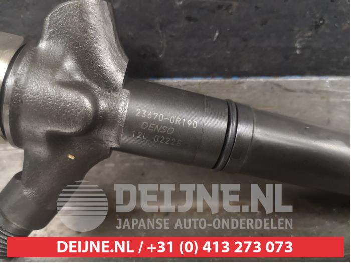 Insprutare (diesel) från en Toyota Avensis (T25/B1B) 2.0 16V D-4D-F 2007