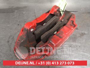 Używane Zacisk hamulcowy prawy przód Honda Civic (FK6/7/8/9) 2.0i Type R VTEC Turbo 16V Cena € 250,00 Procedura marży oferowane przez V.Deijne Jap.Auto-onderdelen BV