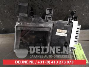 Begagnade Head-up-display (HUD) Toyota Prius Plus (ZVW4) 1.8 Hybrid 16V Pris på förfrågan erbjuds av V.Deijne Jap.Auto-onderdelen BV