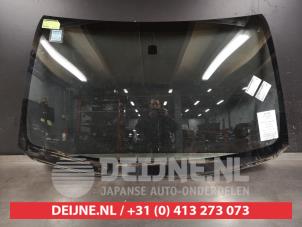 Gebruikte Voorruit Mitsubishi L-200 2.4 Clean Diesel 4WD Prijs op aanvraag aangeboden door V.Deijne Jap.Auto-onderdelen BV