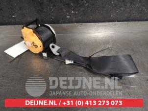 Gebruikte Veiligheidsgordel rechts-achter Mazda CX-5 I (KE,GH) 2.2 Skyactiv D 150 16V 4WD Prijs € 100,00 Margeregeling aangeboden door V.Deijne Jap.Auto-onderdelen BV