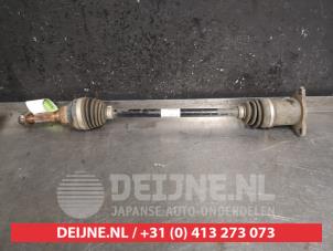 Begagnade Drivaxel, vänster bak Suzuki Vitara (LY/MY) 1.6 16V DDiS AllGrip Pris € 100,00 Marginaltabell erbjuds av V.Deijne Jap.Auto-onderdelen BV