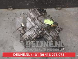 Używane Rozdzielcza skrzynia biegów 4x4 Mitsubishi Pajero Hardtop (V1/2/3/4) 2.5 TD i.c. Cena € 250,00 Procedura marży oferowane przez V.Deijne Jap.Auto-onderdelen BV