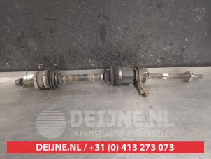 Gebruikte Steekas rechts-voor Kia Magentis (GE) 2.7 V6 24V Prijs op aanvraag aangeboden door V.Deijne Jap.Auto-onderdelen BV