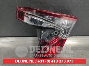 Używane Odblask tylnej klapy prawy Toyota C-HR (X1,X5) 1.8 16V Hybrid Cena € 150,00 Procedura marży oferowane przez V.Deijne Jap.Auto-onderdelen BV