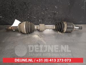 Begagnade Drivaxel, vänster fram Toyota RAV4 (A4) 2.0 D-4D 16V 4x4 Pris € 125,00 Marginaltabell erbjuds av V.Deijne Jap.Auto-onderdelen BV