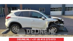 Gebruikte Deurruit 4Deurs rechts-voor Mazda CX-5 I (KE,GH) 2.2 SkyActiv-D 150 16V 2WD Prijs € 35,00 Margeregeling aangeboden door V.Deijne Jap.Auto-onderdelen BV