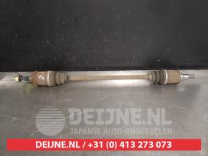 Begagnade Drivaxel, vänster bak Honda CR-V (RD1/3) 2.0i 16V VTEC Pris € 50,00 Marginaltabell erbjuds av V.Deijne Jap.Auto-onderdelen BV