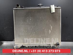 Gebruikte Radiateur Mitsubishi Pajero Hardtop (V6/7) 3.2 DI-D 16V Prijs € 75,00 Margeregeling aangeboden door V.Deijne Jap.Auto-onderdelen BV