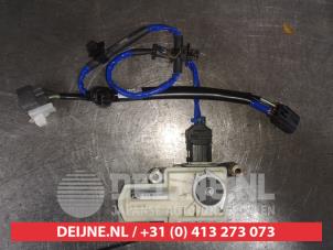 Gebruikte Uitlaatgas smoorklep Mazda 3 Sport (BP) 2.0 SkyActiv-G 122 Mild Hybrid 16V Prijs € 100,00 Margeregeling aangeboden door V.Deijne Jap.Auto-onderdelen BV