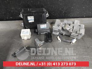 Gebruikte Set Cilindersloten (compleet) Mazda CX-5 I (KE,GH) 2.0 SkyActiv-G 16V 2WD Prijs op aanvraag aangeboden door V.Deijne Jap.Auto-onderdelen BV