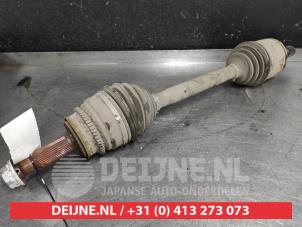 Gebruikte Aandrijfas rechts-achter Mitsubishi Pajero Hardtop (V8/9) Prijs € 50,00 Margeregeling aangeboden door V.Deijne Jap.Auto-onderdelen BV