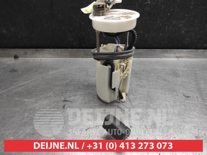 Elektryczna pompa paliwa z Honda CR-V (RD5/6/7/8) 2.0i 16V VTEC 2003