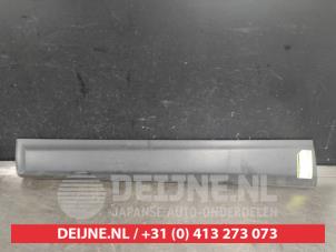 Gebruikte Portierlijst Nissan Qashqai (J11) 1.2 DIG-T 16V Prijs € 50,00 Margeregeling aangeboden door V.Deijne Jap.Auto-onderdelen BV