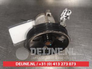 Begagnade Servostyrningspump Chevrolet Captiva (C100) 2.4 16V 4x4 Pris € 50,00 Marginaltabell erbjuds av V.Deijne Jap.Auto-onderdelen BV