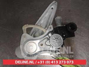 Gebruikte Raammechaniek 4Deurs rechts-achter Toyota C-HR (X1,X5) 1.8 16V Hybrid Prijs op aanvraag aangeboden door V.Deijne Jap.Auto-onderdelen BV