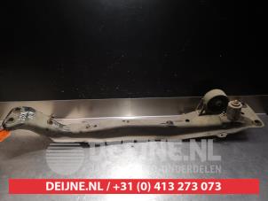 Begagnade Motorbalk Nissan Almera (N16) 2.2 Di 16V Pris € 40,00 Marginaltabell erbjuds av V.Deijne Jap.Auto-onderdelen BV