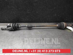 Używane Os napedowa prawy przód Toyota Verso S 1.33 16V Dual VVT-I Cena € 100,00 Procedura marży oferowane przez V.Deijne Jap.Auto-onderdelen BV