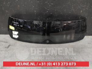 Gebruikte Achterruit Toyota Auris (E18) 1.8 16V Hybrid Prijs € 100,00 Margeregeling aangeboden door V.Deijne Jap.Auto-onderdelen BV