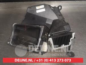 Begagnade Head-up-display (HUD) Toyota Prius (ZVW3) 1.8 16V Pris € 100,00 Marginaltabell erbjuds av V.Deijne Jap.Auto-onderdelen BV