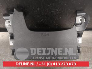 Begagnade Knäairbag, vänster Mitsubishi Outlander (GF/GG) 2.0 16V PHEV 4x4 Pris € 150,00 Marginaltabell erbjuds av V.Deijne Jap.Auto-onderdelen BV