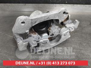 Używane Zacisk hamulcowy lewy przód Toyota Aygo X 1.0 12V VVT-i Cena na żądanie oferowane przez V.Deijne Jap.Auto-onderdelen BV