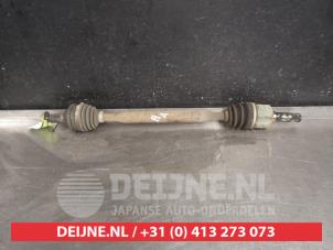 Używane Os napedowa prawy tyl Mazda MX-5 (NC18/1A) 2.0i 16V Cena € 125,00 Procedura marży oferowane przez V.Deijne Jap.Auto-onderdelen BV