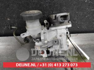 Używane Silownik sprzegla Hyundai Kona (OS) 1.0 T-GDI 12V Mild Hybrid 48V Cena € 750,00 Procedura marży oferowane przez V.Deijne Jap.Auto-onderdelen BV