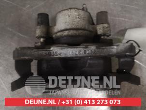 Używane Zacisk hamulcowy prawy przód Toyota Aygo X 1.0 12V VVT-i Cena € 75,00 Procedura marży oferowane przez V.Deijne Jap.Auto-onderdelen BV