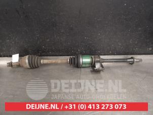 Begagnade Drivaxel, höger fram Mitsubishi Eclipse (D5) 3.0 V6 24V Pris € 35,00 Marginaltabell erbjuds av V.Deijne Jap.Auto-onderdelen BV