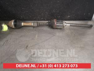 Gebruikte Steekas rechts-voor Mitsubishi Outlander (CW) 2.0 DI-D 16V 4x2 Prijs € 75,00 Margeregeling aangeboden door V.Deijne Jap.Auto-onderdelen BV