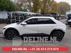 Begagnade Dörr, 4-dörrars, vänster fram Hyundai Ioniq 5 (NE) 77/84 kWh AWD Pris € 950,00 Marginaltabell erbjuds av V.Deijne Jap.Auto-onderdelen BV