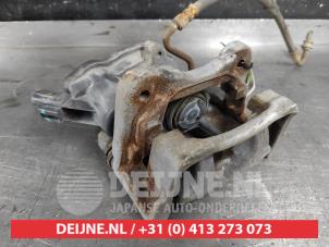 Gebruikte Remklauw (Tang) rechts-achter Mazda CX-3 (DJ/DK) 2.0 SkyActiv-G 121 Prijs op aanvraag aangeboden door V.Deijne Jap.Auto-onderdelen BV