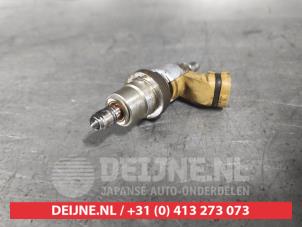 Begagnade Insprutare (diesel) Toyota Corolla Verso (R10/11) 2.2 D-4D 16V Pris på förfrågan erbjuds av V.Deijne Jap.Auto-onderdelen BV