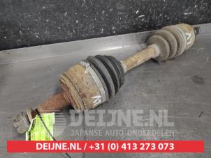 Gebruikte Homokineetas links-voor Mitsubishi Pajero Canvas Top (V6/7) 3.2 DI-D 16V Prijs € 50,00 Margeregeling aangeboden door V.Deijne Jap.Auto-onderdelen BV