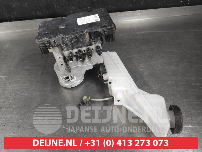 Bromsservo från en Kia Niro I (DE) E-Niro 64 kWh 2020