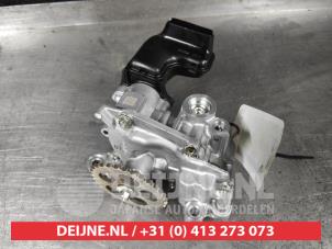 Gebruikte Oliepomp Mazda CX-3 (DJ/DK) 2.0 SkyActiv-G 120 Prijs € 150,00 Margeregeling aangeboden door V.Deijne Jap.Auto-onderdelen BV