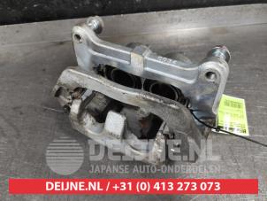 Gebruikte Remklauw (Tang) rechts-voor Mitsubishi Eclipse Cross (GK/GL) 2.4 16V PHEV 4x4 Prijs op aanvraag aangeboden door V.Deijne Jap.Auto-onderdelen BV